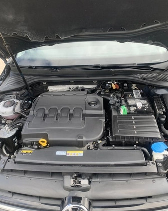 Volkswagen Golf cena 58000 przebieg: 79000, rok produkcji 2020 z Legnica małe 137